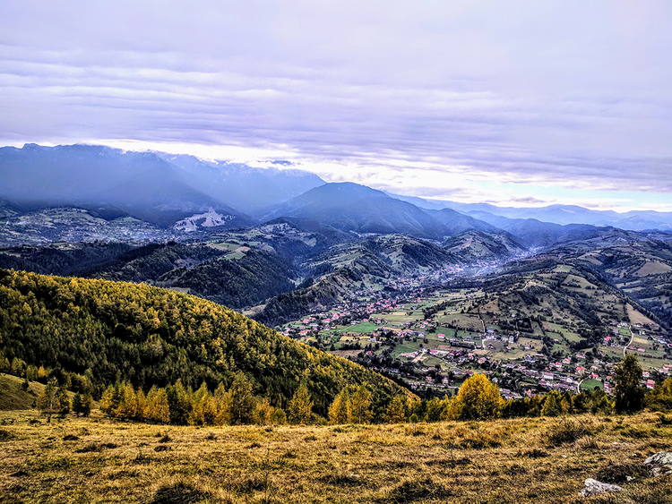 Bran Castle to Magura village – hiking in Romania